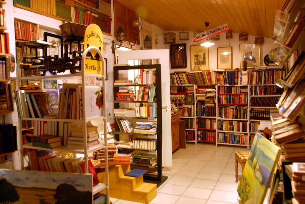 Romantikzimmer Im Antiquariat Sonnschied Room photo
